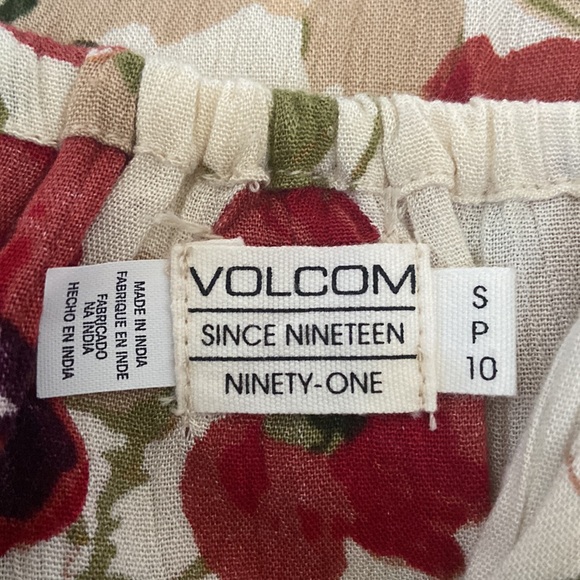 VOLCOM floral size small dress - Picture 6 of 6
